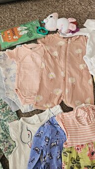 Set holčičkou oblečení vel 68. - 4