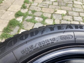 Zimní kola VW SHARAN 16" 5x112 GOODYEAR 205/60R16 96H 90% - 4