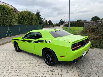 Dodge Challenger 5,7 V8 Hemi RT 280kw Manuál. CZ Papíry - 4