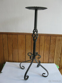 Kované,staré svícny,ke krbu+2 sošky,Vánoční dekorace,žabky - 4