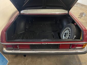 Mercedes w114 coupe 250c - 4