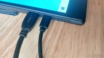 Přenosný monitor 15.6" - 4