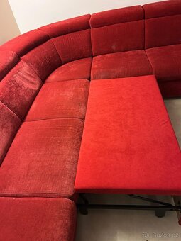 Velká rohová rozkládací sedačka pro 5 lidí + úložný prostor - 4