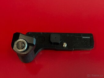 Olympus grip ECG-5 pro E-M5 Mark III / OM System OM-5 - 4