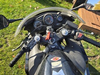 Honda CBR 600F - 4
