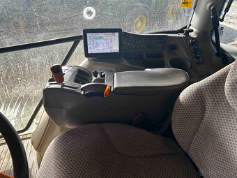 John Deere 6150R - 4