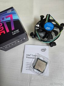 Intel Core i7-9700F - 4