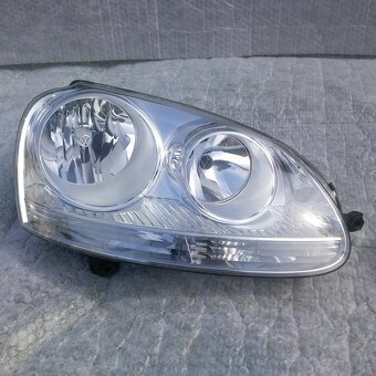 predni svetlo svetla vw golf v 5 prave leve - 4