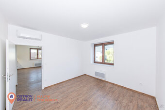 Pronájem moderního bytu 2+kk – 50 m², Langrova ulice, Šumper - 4