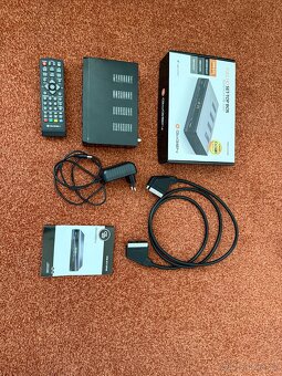 LED TV Samsung 26” + set top box - 4
