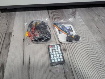 2DIN autorádio 7010B + parkovací kamera NOVÉ - 4