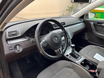 Volkswagen Passat B7 2.0 TDI, xenony, navigace - 4