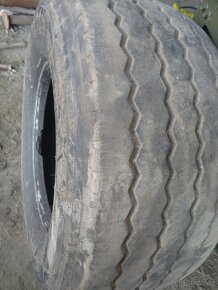 pneu 385/55R19,5 - 4
