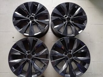 Prodam origo alu kola skoda superb III Cassiopeia 5x112 r18 - 4