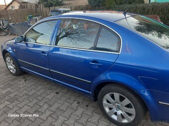 Škoda Superb 2,0 benzín - 4
