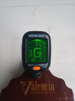 Prodám klasickou kytaru Valencia VC103 Natural 3/4 - 4