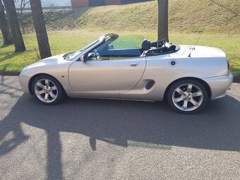 Kabriolet MG F 2001 - 4