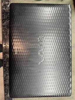 Sony vaio 15,6” i5 6gb ram 256gb ssd - 4