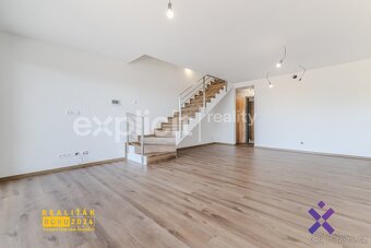 Prodej novostaveb mezonetových bytů 3+kk 79 m², zahrada 73 - - 4
