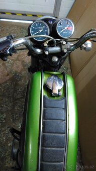 Honda CB200 - 4
