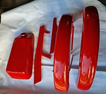 Kompletní sada plechů, plechařina na BABETTU 210, NOVÝ LAK - 4