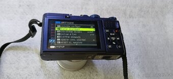 Fujifilm X-A1 a Fujinon XC 16-50mm 1:3.5-5.6 OIS II - 4