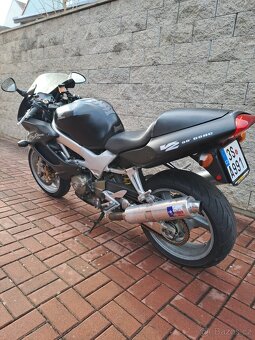 Honda Vtr 1000 - 4