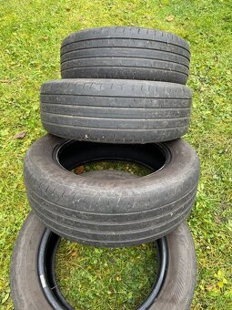 GoodYear EfficientGrip Performance 2 205/60 R16 92V DOT 0521 - 4