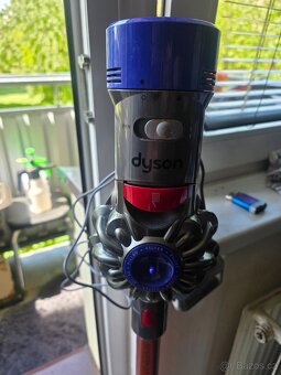 DYSON V 8 ABSOLUTE - 4
