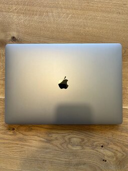 MacBook Pro 2019 | i9 | 90% baterie | záruka 12 měsíců - 4