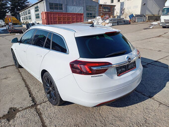 Opel Insignia 2.0CdTi Automat+Navi+SERVISKA+klima+Facelift - 4