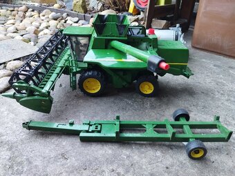 Bruder traktor, kombajn, nakladač + příslušenství - 4