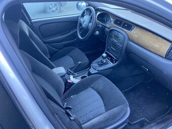 Prodám Jaguar X-type , 2.0 diesel , vada motoru , CZ doklady - 4