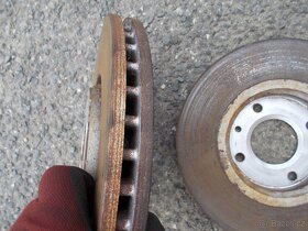 Přední a zadní brzdové kotouče Peugeot 307, Citroën C4 - 4