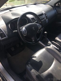 Peugeot 4007 - 4