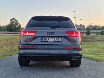 Audi Q7 - 4