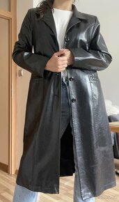 Koženkový vegan trench coat kabát - 4