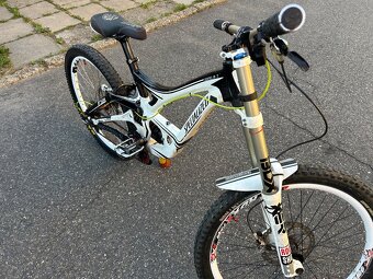 Sjezdové kolo specialized demo 8 I - 4