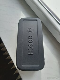 Aku nůžky na trávu Bosch Isio - 4