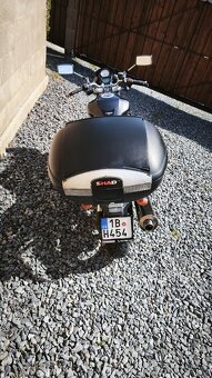Suzuki SV 650 - 4