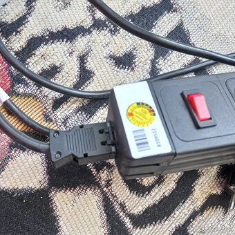 Zásuvková lišta - 4