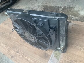 BMW e60,61chladičová stěna 530D - 4