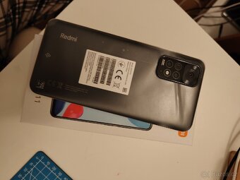 Xiaomi Redmi 11, 4/64 , nabíječka 33 w, novy - 4