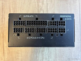 Zdroj Corsair SF750 80 PLUS Platinum - 4