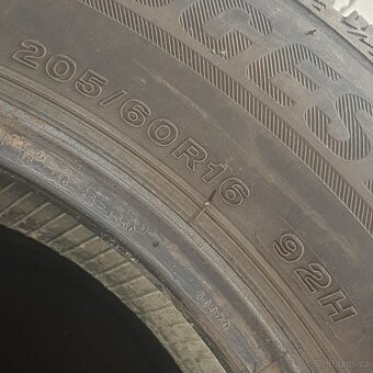 Zimní pneumatiky Bridgestone 205/60 R16 č. AP20 - 4
