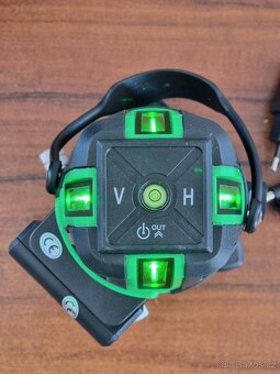 Prodám nový křížový laser HILDA se zeleným paprskem - 4