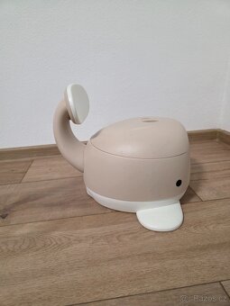 Nočník velryba - 4