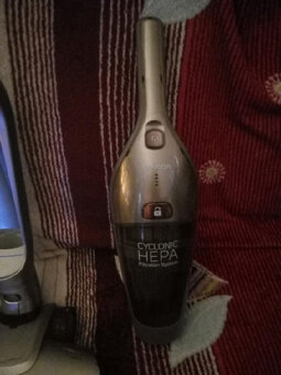 Tyčový aku vysavač Sencor, 2v1, bezsáčkový - 4