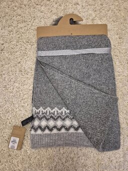 Nová dámská čepice a velká šála - 4