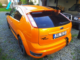 Ford Focus ST 2.5T - 4